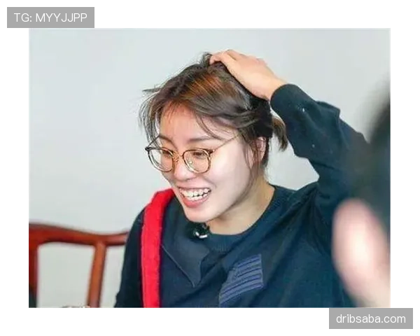 傅园慧训练完直接打车去吃火锅，教练在后面追着喊别放纵