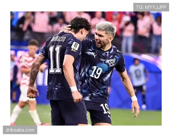 美国4-1巴拉圭开门红，巴洛贡和普利西奇点燃主场世界杯